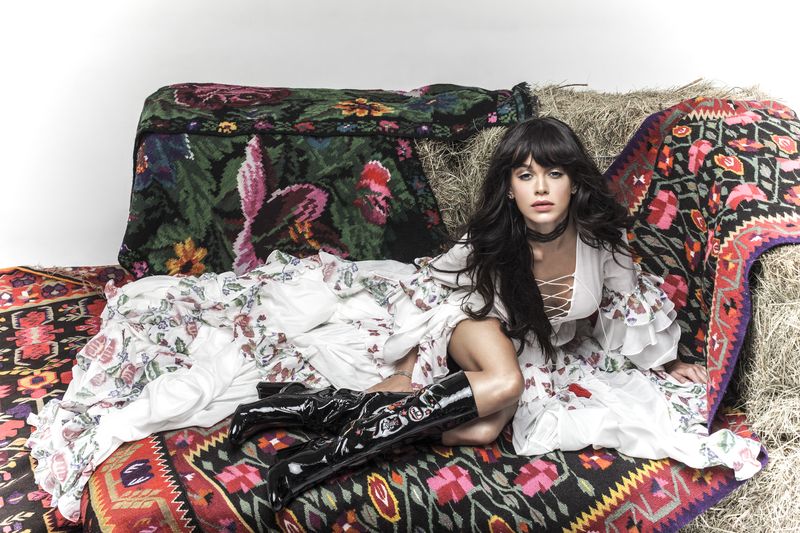 Дерзкая и сексапильная Мария Яремчук снялась в стиле бохо-шик